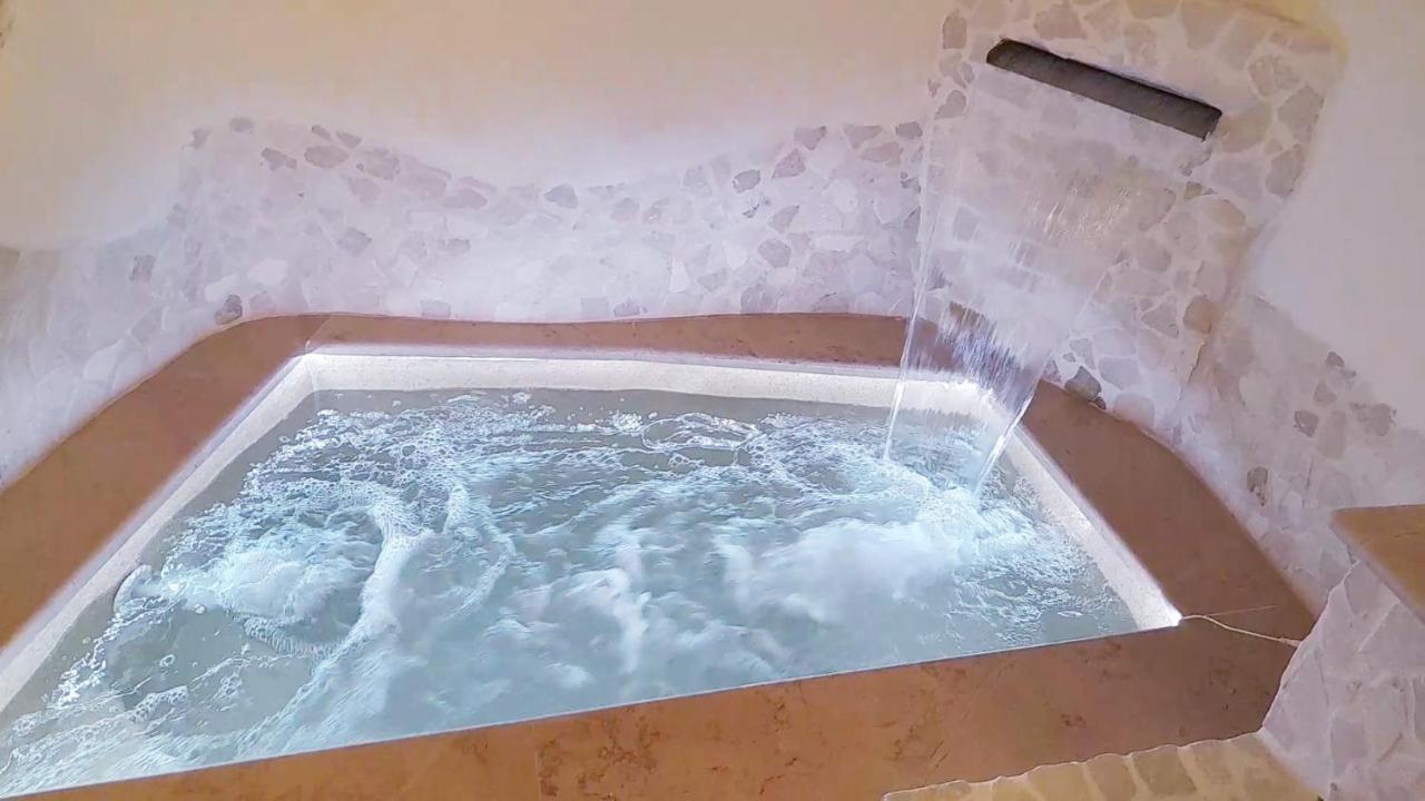 Suite 800 - Ostuni Luaran gambar